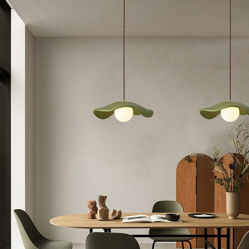 Avi Nordique LED Suspension Métal/Résine Salon/Salle À Manger - Neutralighting