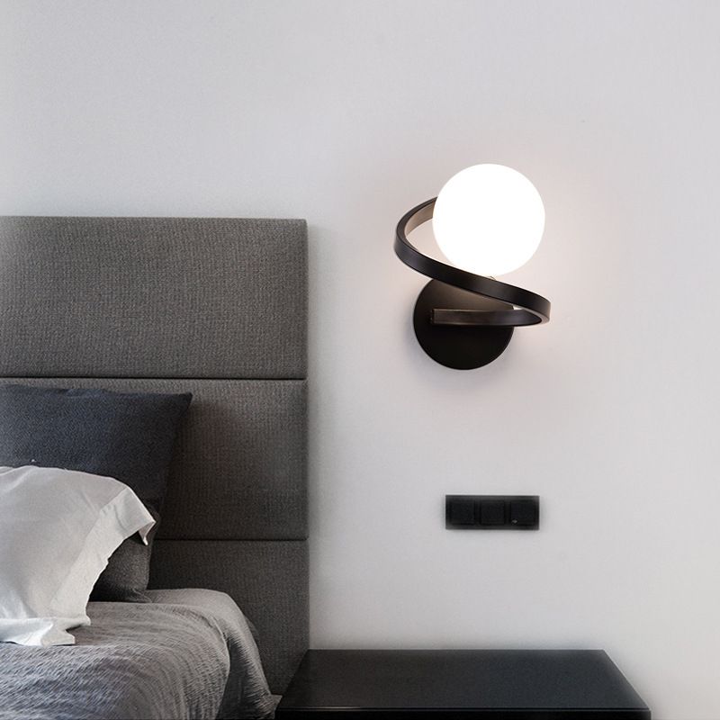 Arisha Applique Murale Globe Moderne, Métal/Verre, Noir/Or, Couloir - Neutralighting