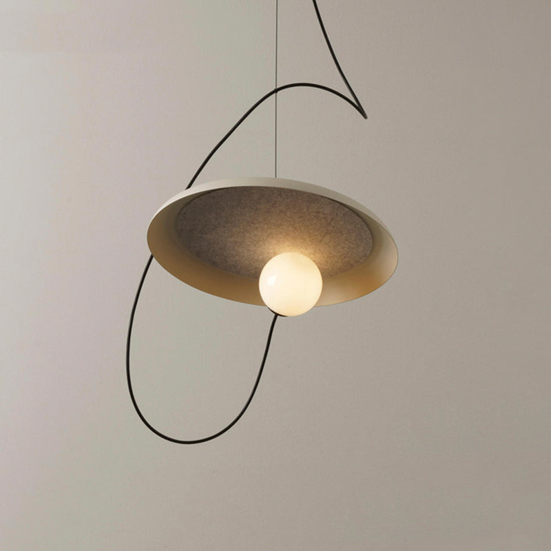 Arisha Suspension Art Déco Stylisé, Métal/Acrylique, Noir/Blanc/Cuivre, Salon/Chambre à Coucher - Neutralighting