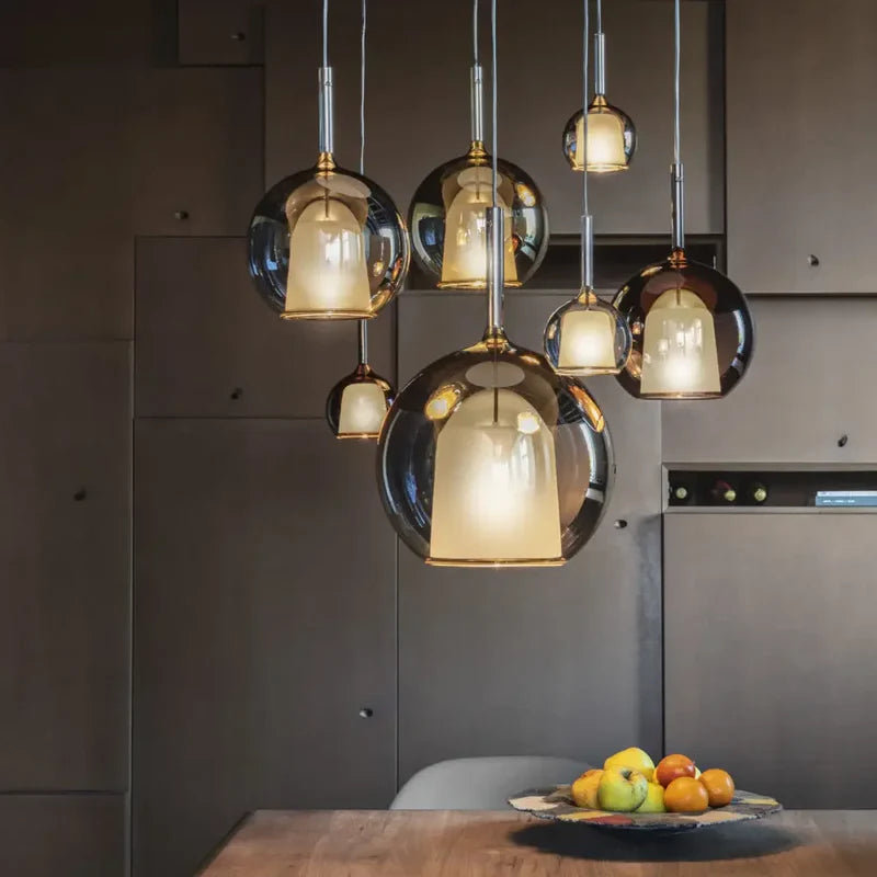 Valentina Moderne Sphère LED Suspension Verre Salle à Manger - Neutralighting