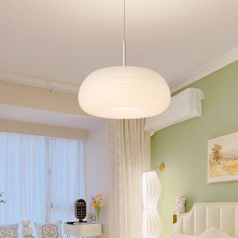 Janine Suspension Tambour Naturelle. Blanc. Chambre