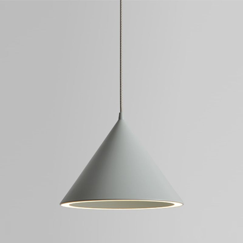 Breya Suspension Entonnoir Moderne. Métal/Acrylique. Noir/Blanc/Jaune/Bleu/Rose/Gris. Chambre à Coucher - Neutralighting
