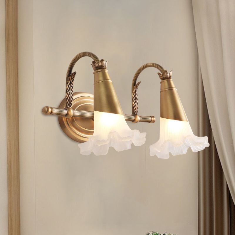Lily Applique Murale à Miroir Fleur Vintage LED Métal Verre Or Salon/Chambre à coucher - Neutralighting