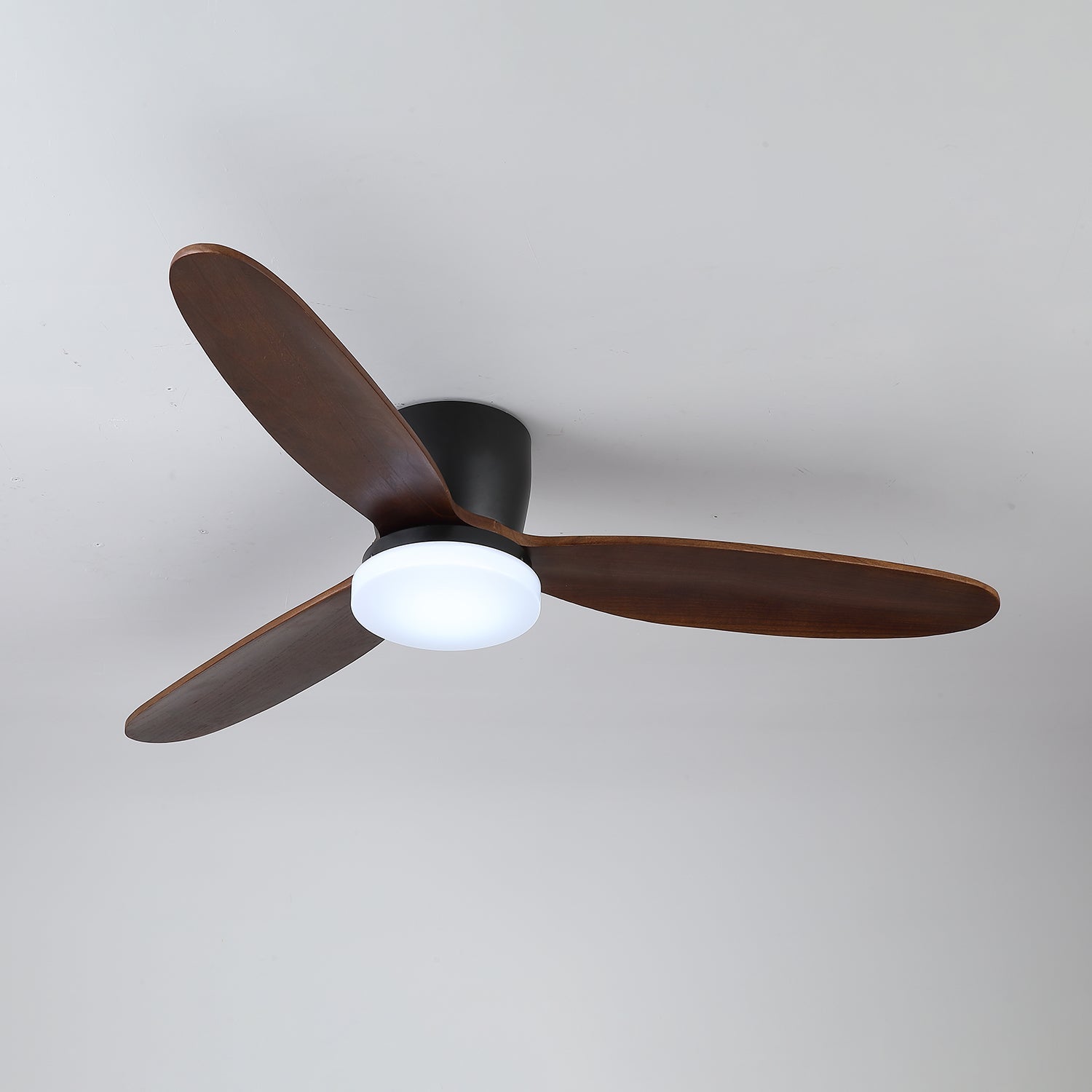 Plafonnier ventilateur Athyrs, Dia 132cm, Noyer et Blanc