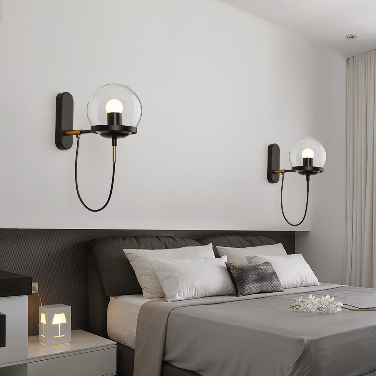 Silva Applique Murale à Ampoule LED Globe Rétro, Métal, Noir/Bronze, Salon - Neutralighting