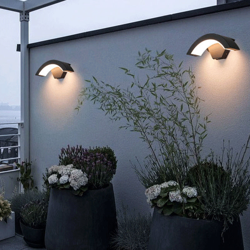 Elvon Applique Murale Capteur étanche Arc Modern Noir. Extérieur - Neutralighting
