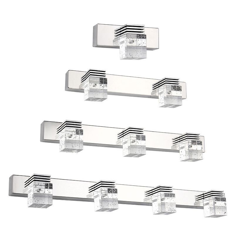 Arisha Applique Murale à Miroir Carrée Moderne, Métal/Cristal, Argent, Salle de Bain - Neutralighting