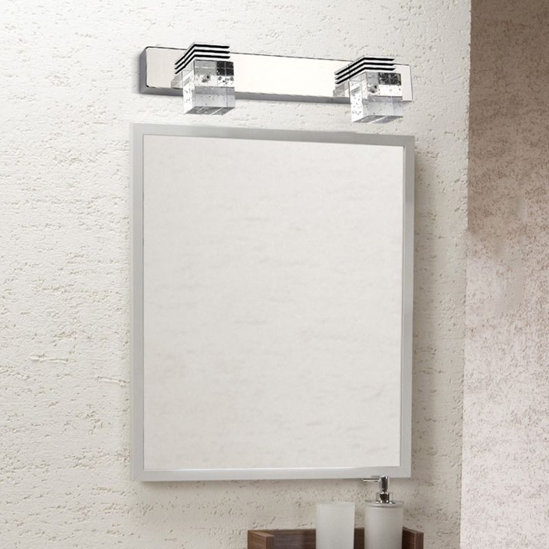 Arisha Applique Murale à Miroir Carrée Moderne, Métal/Cristal, Argent, Salle de Bain - Neutralighting