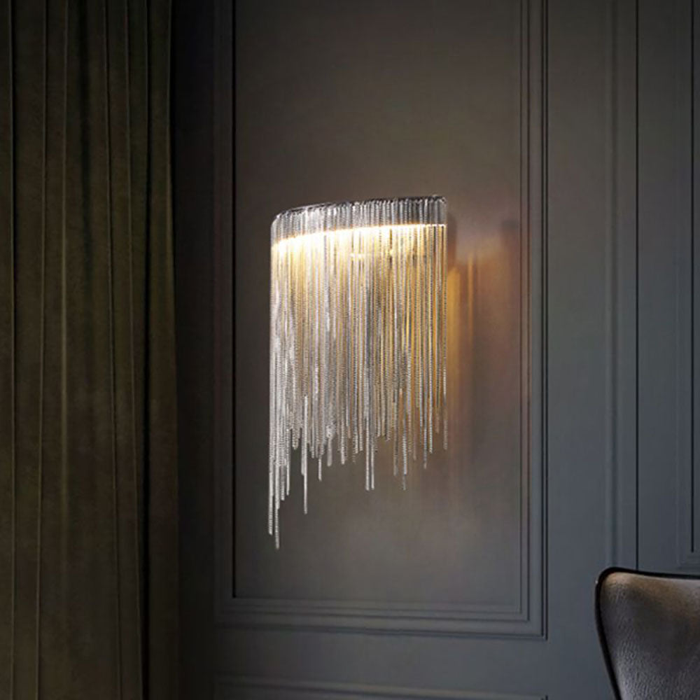 Arisha Applique Murale des Chaines à Franges Moderne Métal Argent Chambre à Coucher/Salon - Neutralighting
