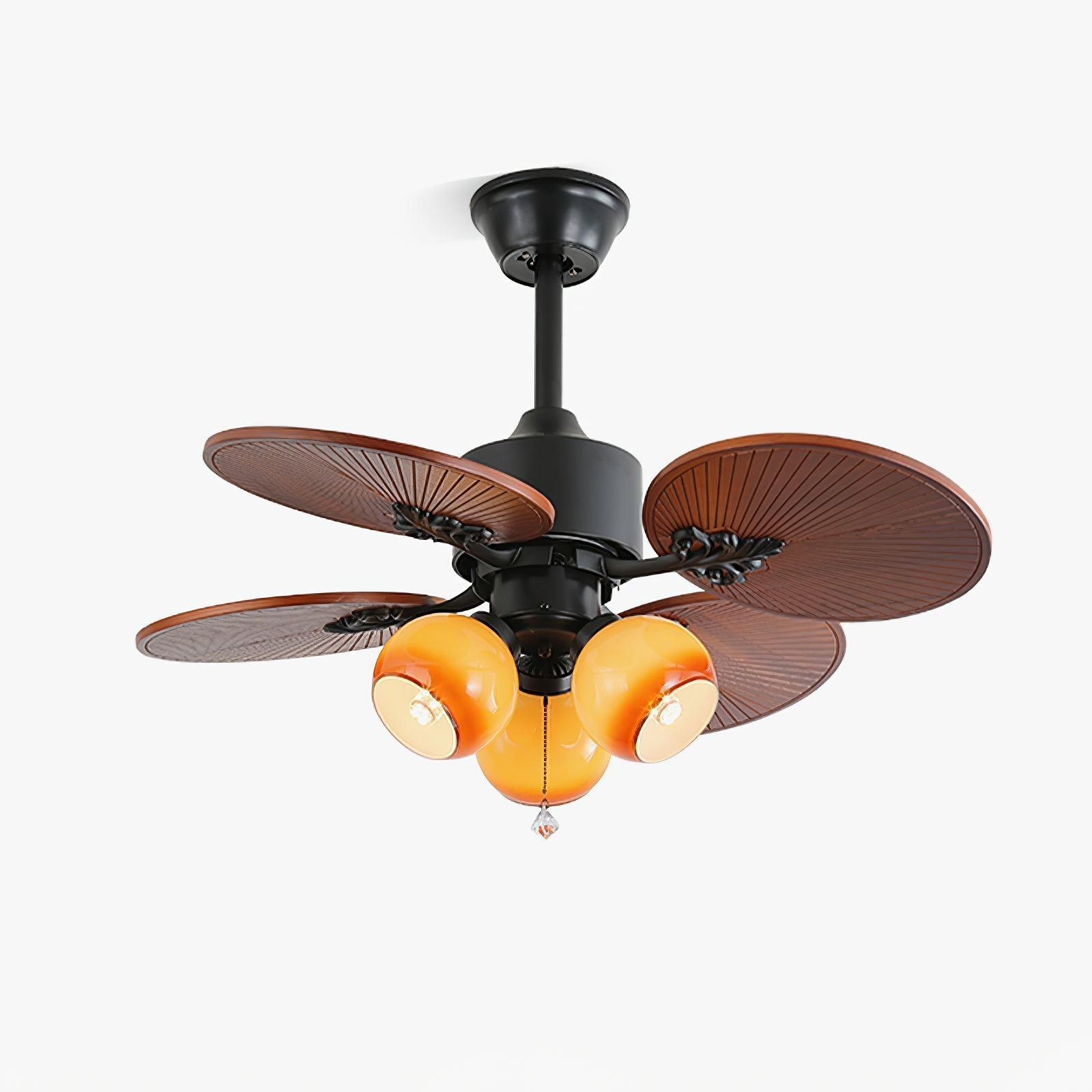 Gros plan de l'abat-jour en verre du ventilateur de plafond Solara
