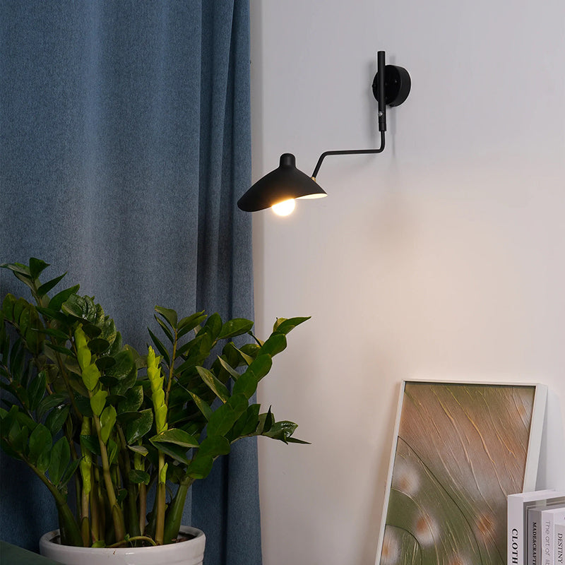Arisha Simple LED Applique Murale Linéaire Industrielle 1/2 Lumières Métal Noir Salon/Chambre à Coucher - Neutralighting
