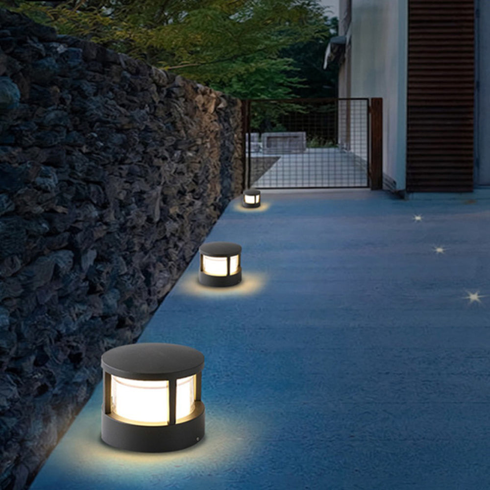 Ray Lampadaire Cylindre Moderne, Métal/Acrylique, Noire/Blanche, Jardin - Neutralighting