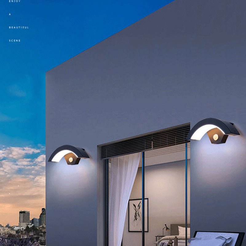 Elvon Applique Murale Capteur étanche Arc Modern Noir. Extérieur - Neutralighting