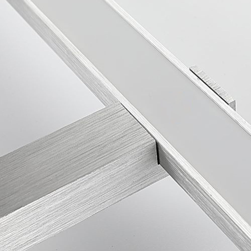 Arisha Simple LED Applique Murale Linéaire Moderne Métal/Acrylique Argent Salle de Bain - Neutralighting