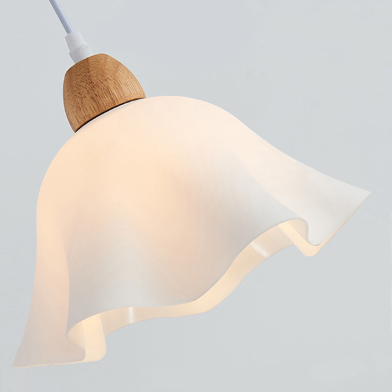 Muto Suspension Minimaliste en Forme de Fleure, Acrylique/Bois, Blanc, Salon/Salle à Manger - Neutralighting