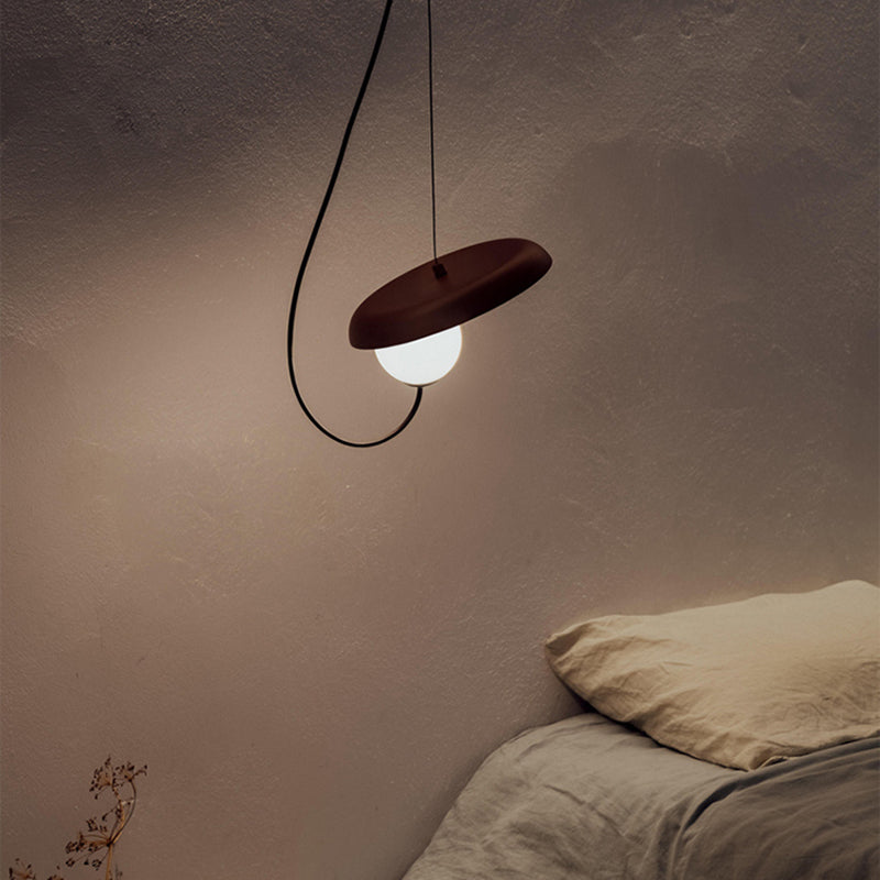 Arisha Suspension Art Déco Stylisé, Métal/Acrylique, Noir/Blanc/Cuivre, Salon/Chambre à Coucher - Neutralighting