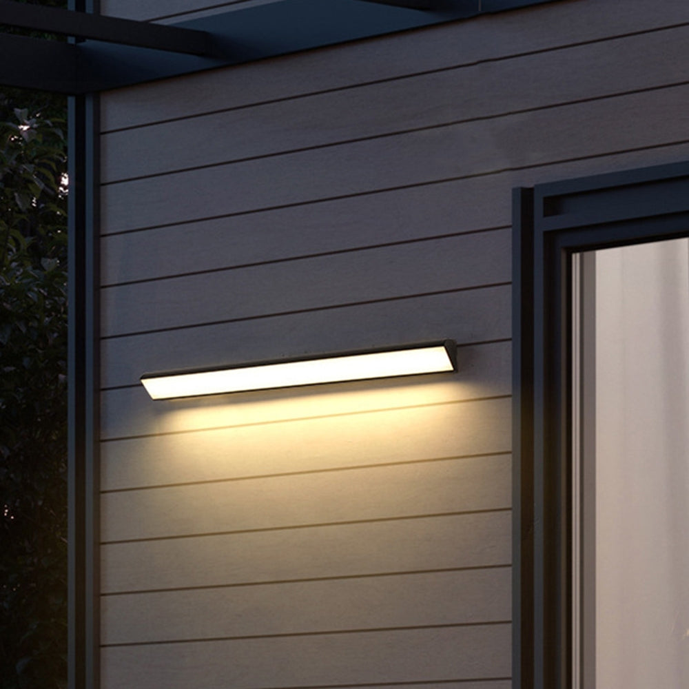 Trin Applique Extérieure Triangle Moderne Noir Clôture/Cour - Neutralighting
