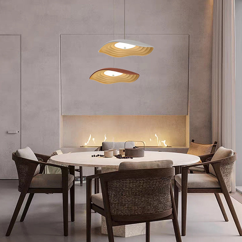 Arisha Suspension Ronde Nordique, Résine, Blanc/Orange/Noir, Salle à Manger/Cuisine - Neutralighting