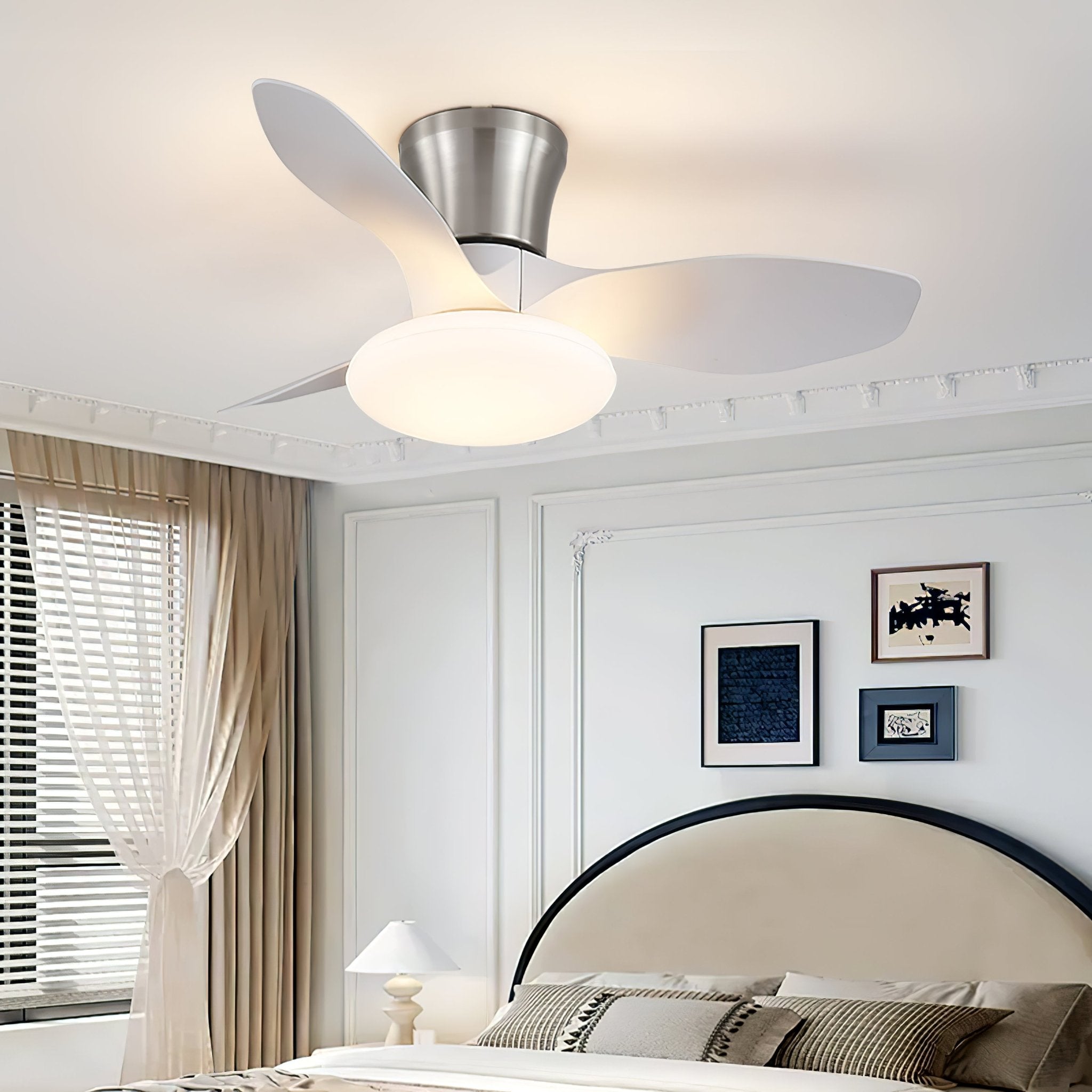 Plafonnier ventilateur Velora moderne en bois, télécommande portable