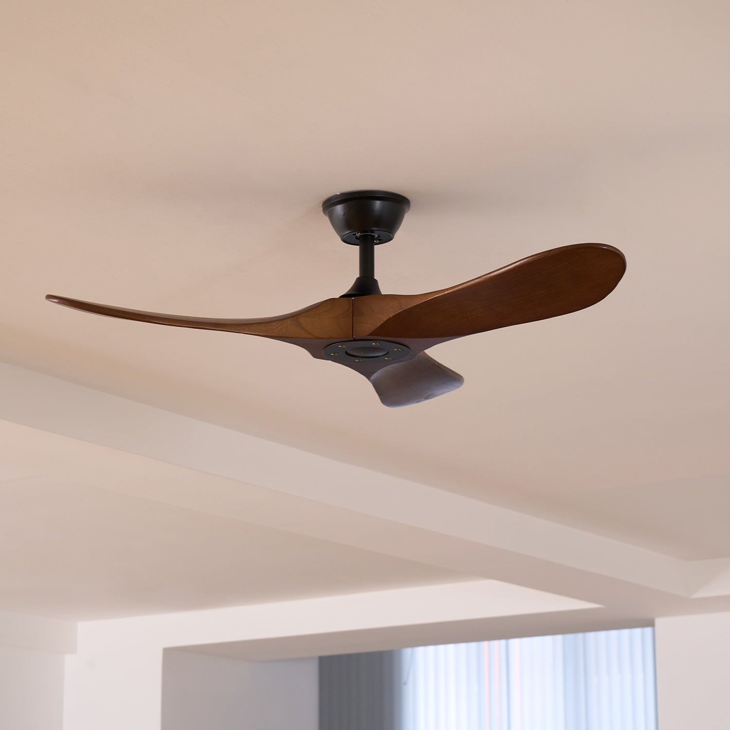 Ventilateur de plafond en bois Aviona finition Blanc