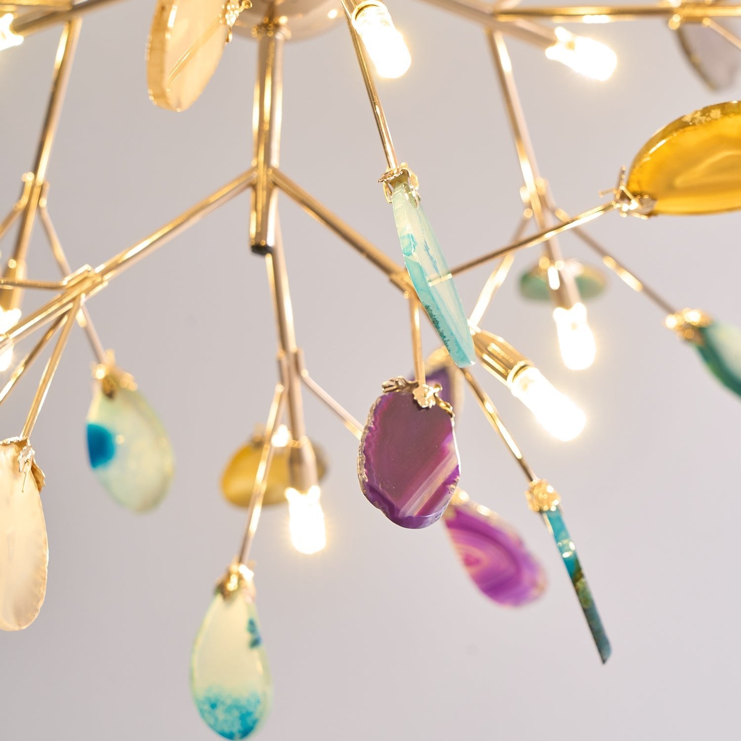Lustra Chandelier Feuille Colorée Bras Dorés - Neutralighting