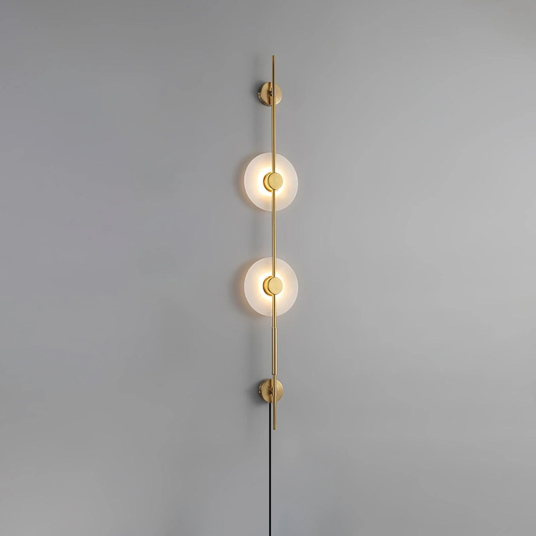 Edria Minimalist Alabaster Wall Light - Neutralighting