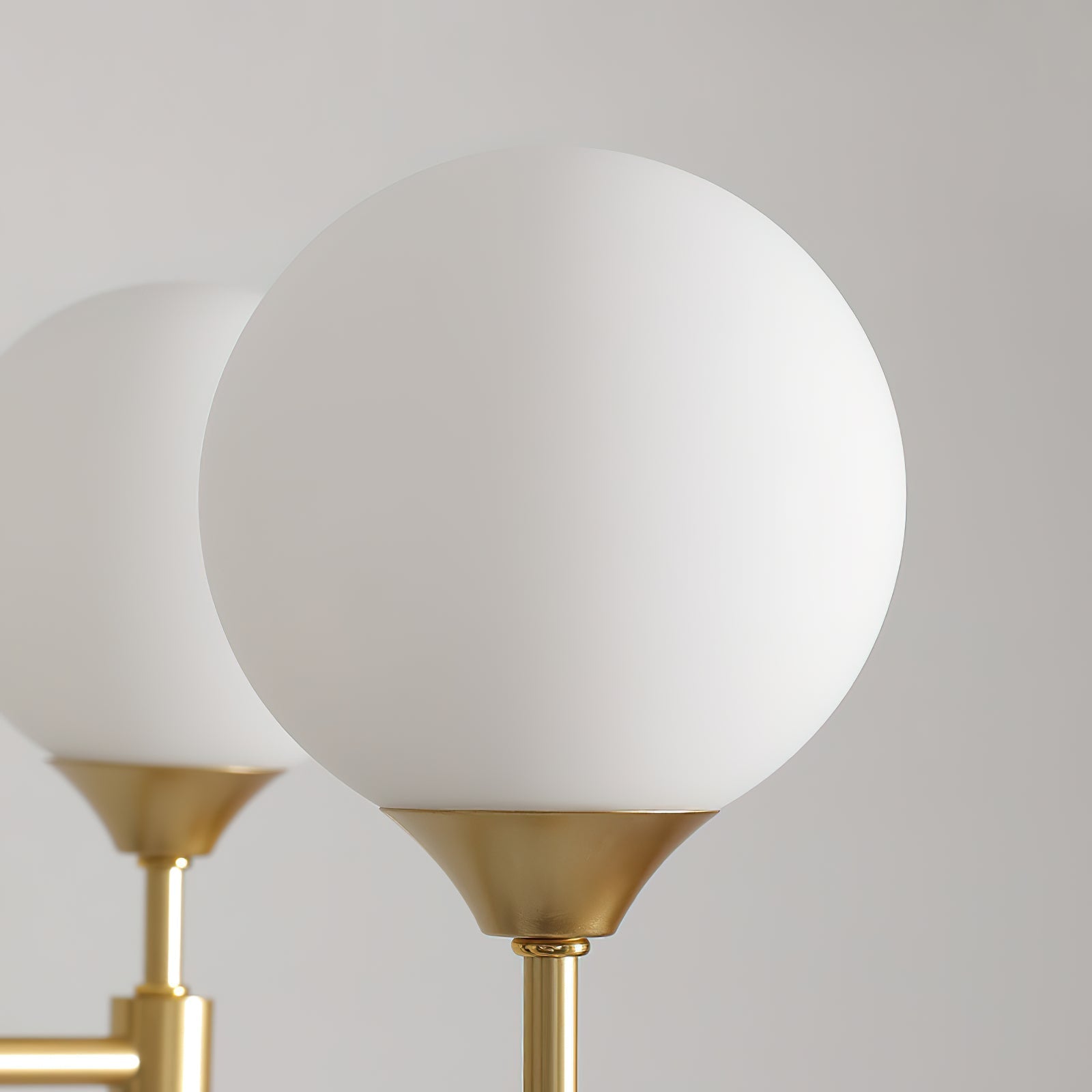 Vatnuvyi Minimalist Globe Glass Chandelier - Lamp Copper