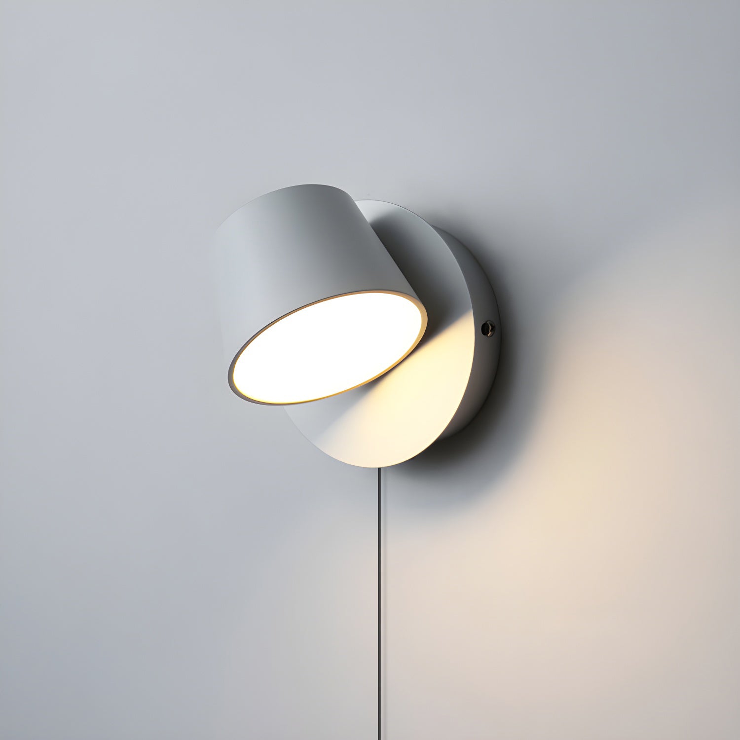 Aurlaeir Adjustable Plug-in Wall Lamp - Neutralighting