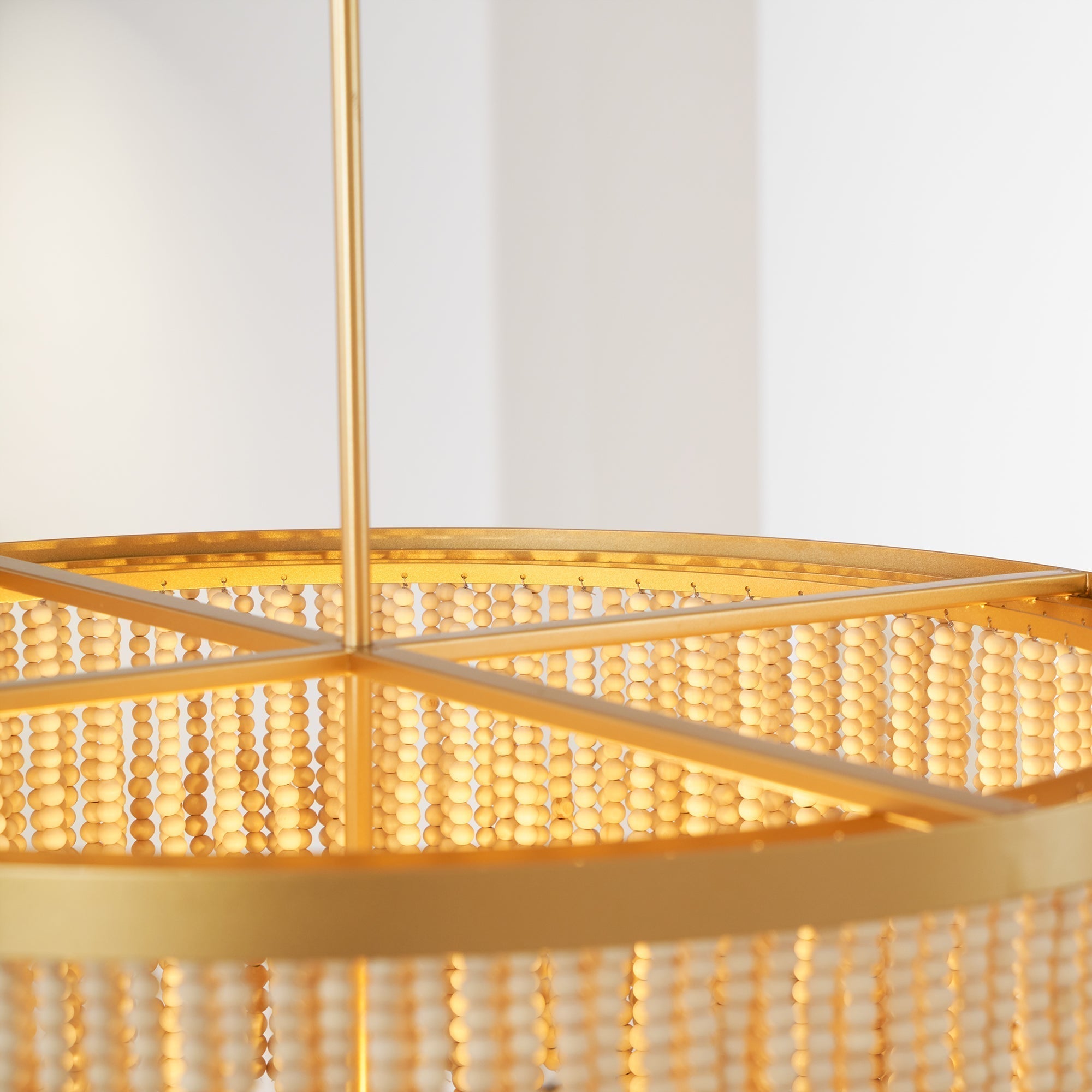Odette Lustre en Bois et Perles de Noix de Coco