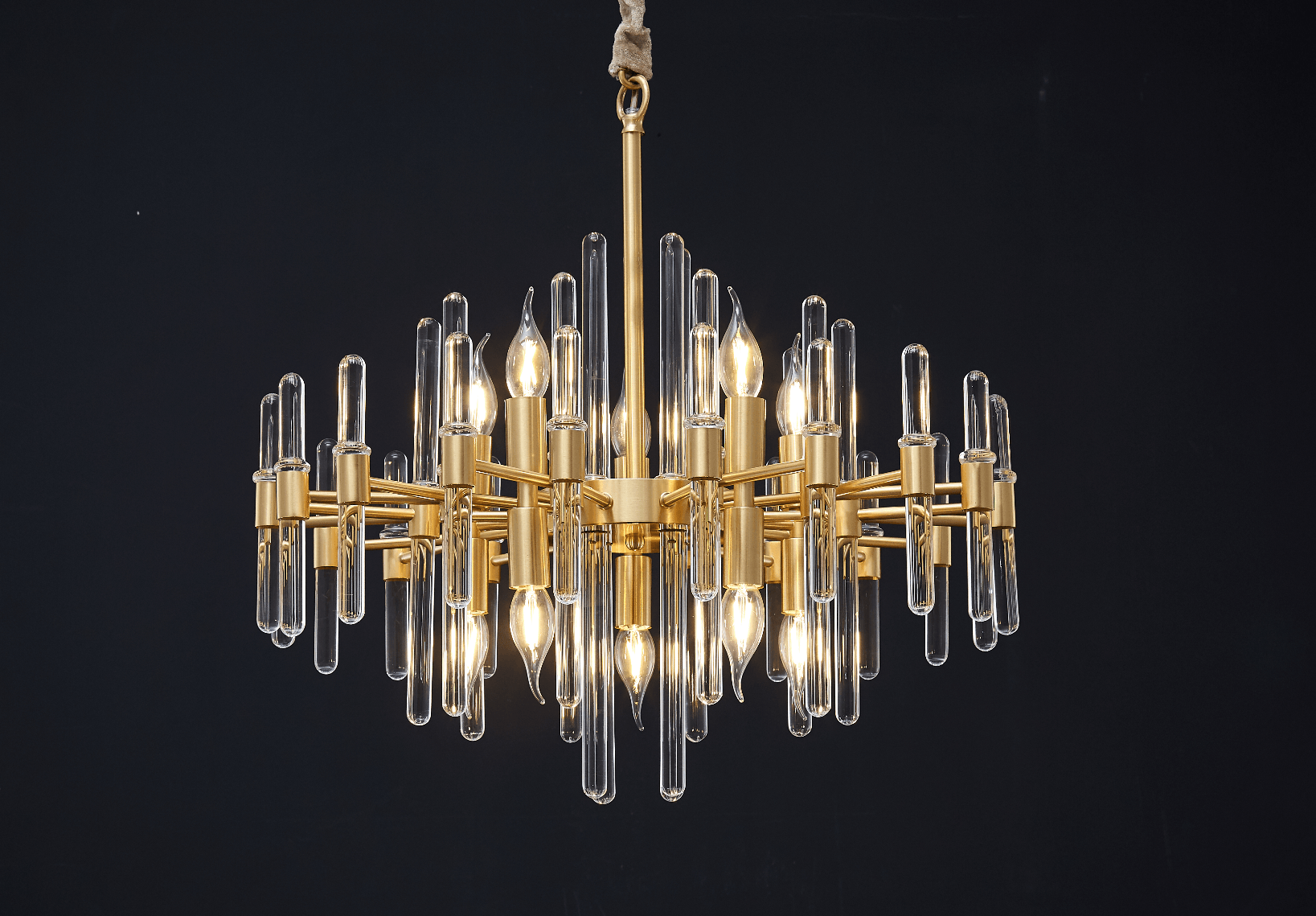 Solara Chandelier en Laiton Antique de Luxe - Neutralighting