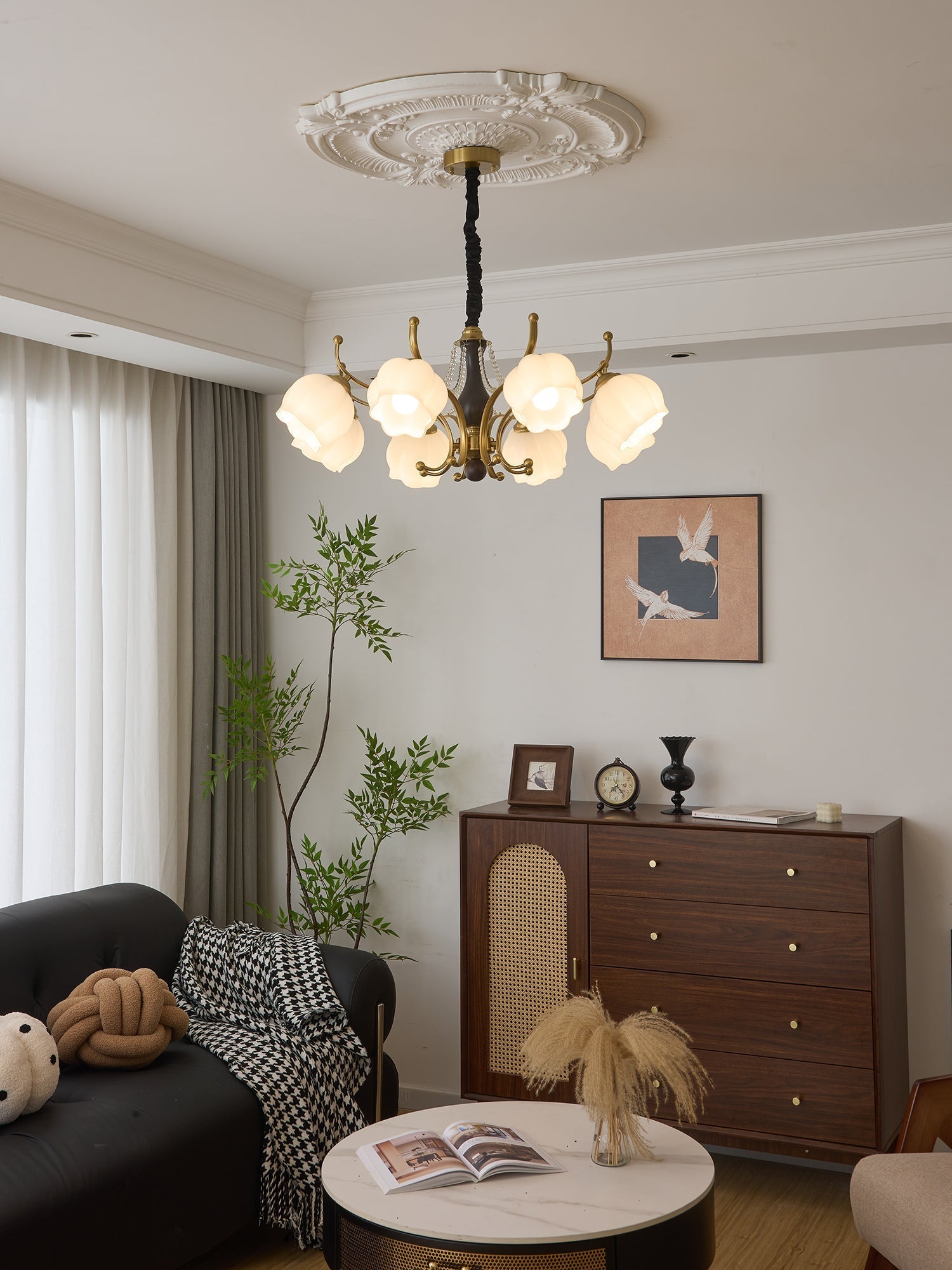 Antonia Chandelier - Blowlighting