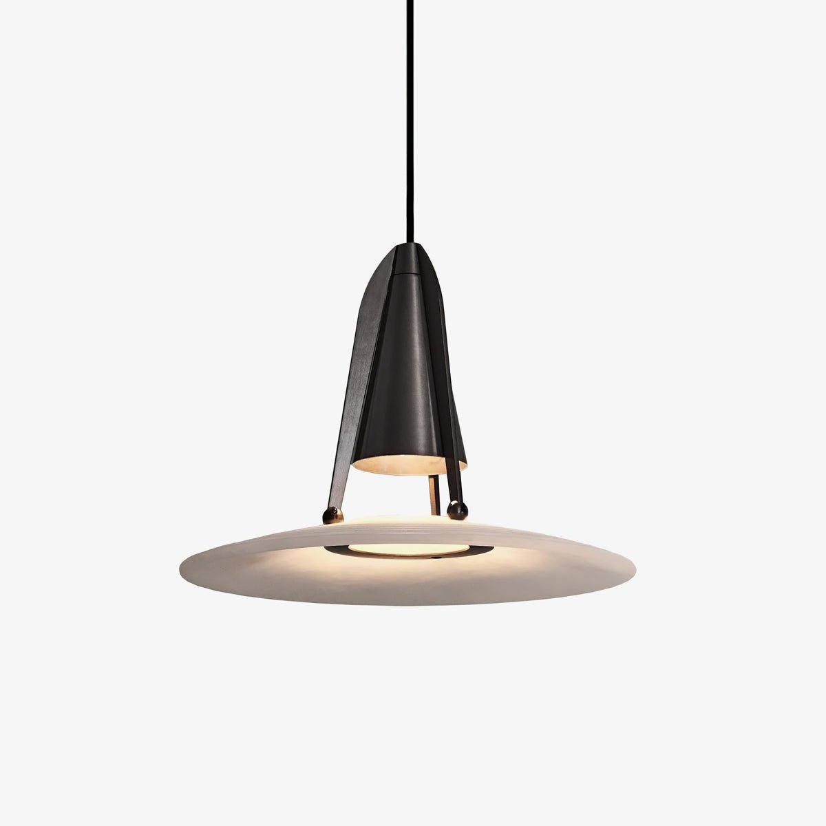Zothayra Conical Pendant Light - Neutralighting