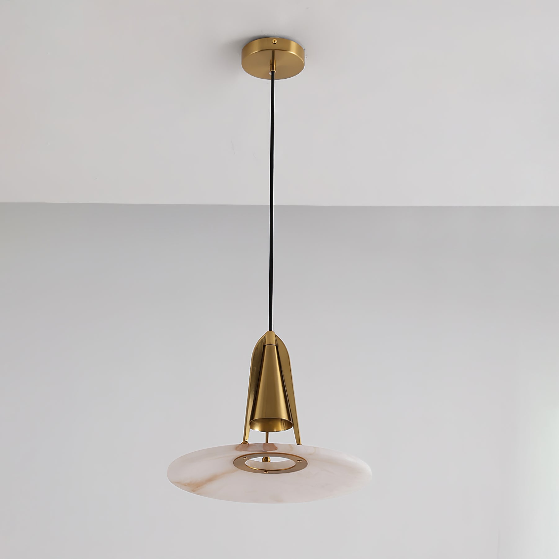 Zothayra Conical Pendant Light - Neutralighting