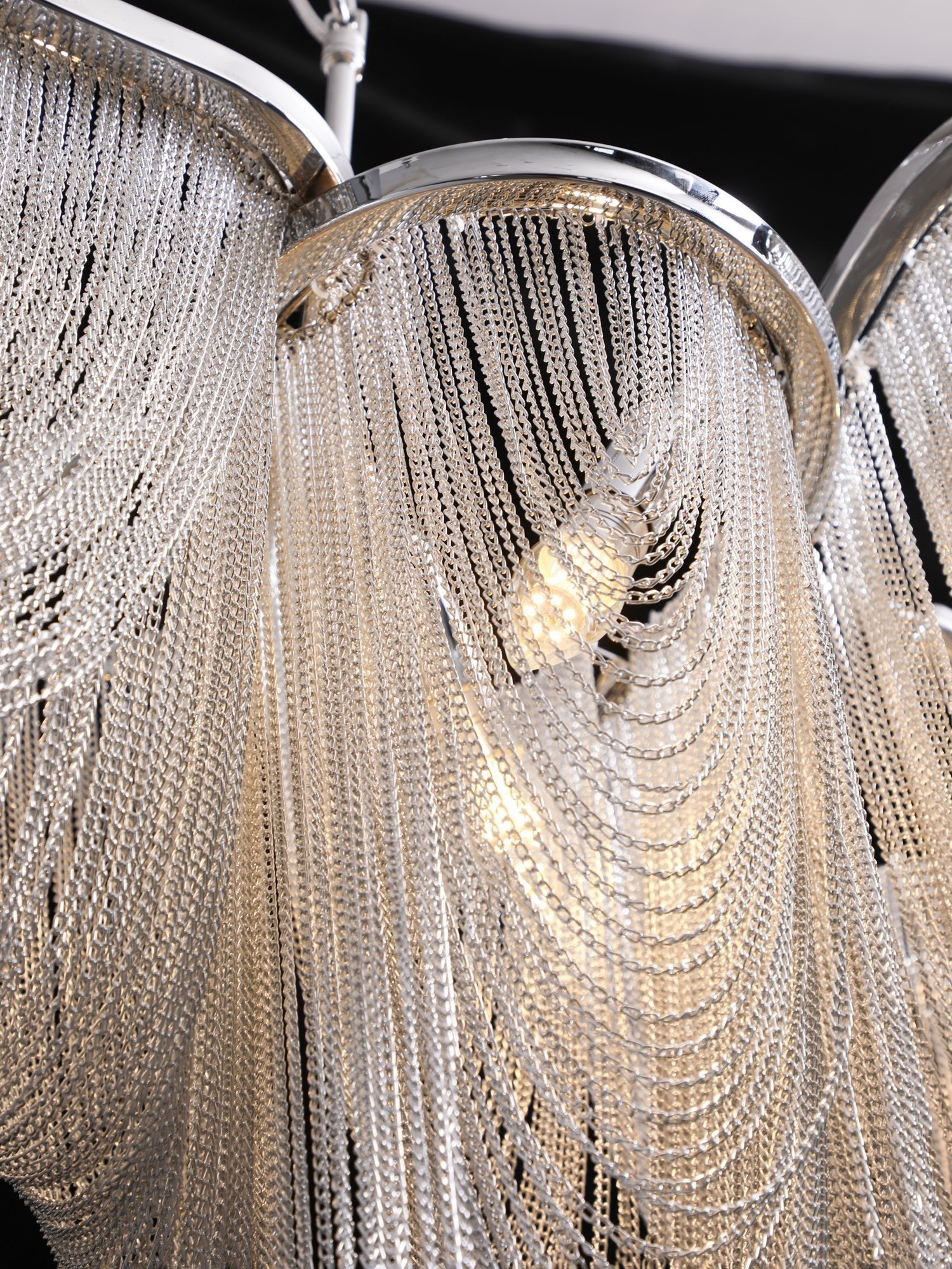 Solara Chandelier Franges Dorées - Neutralighting