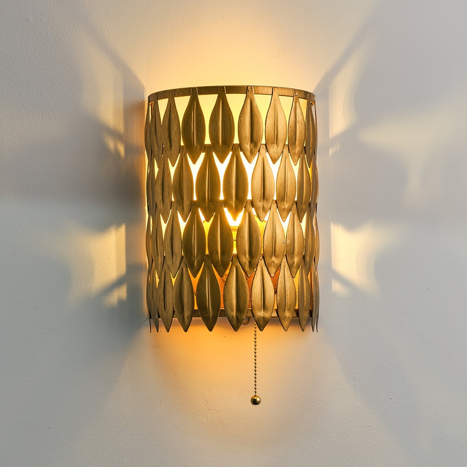 Xenuvyo Elegance Sophisticated Artus Metal Wall Lamp - Neutralighting