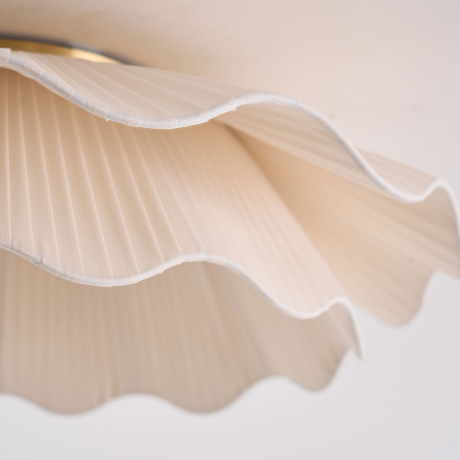 Tirah Plafonnier en tissu ondulé