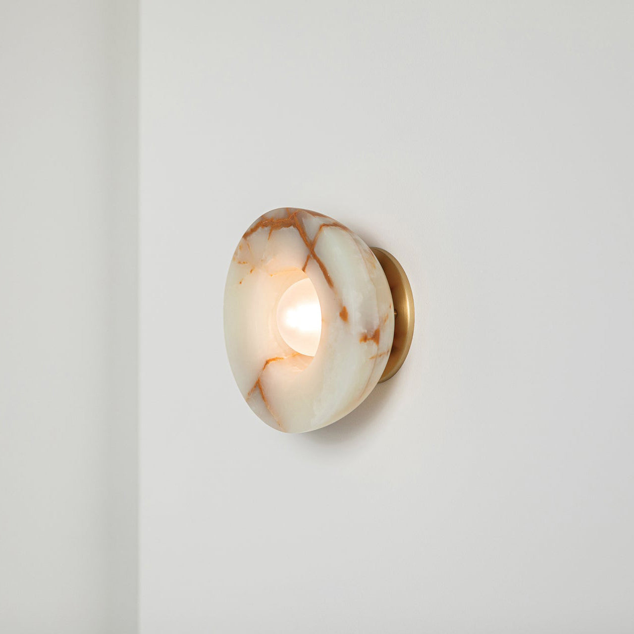 Ildvuvyo Surface Modern Minimalist Glass Metal Sconce Wall Lamp - Lamp Copper