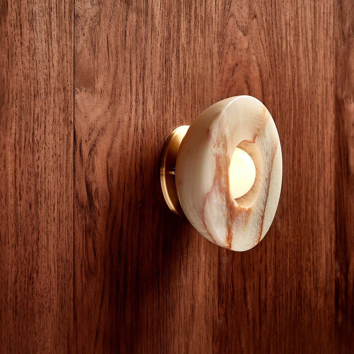 Ildvuvyo Surface Modern Minimalist Glass Metal Sconce Wall Lamp - Lamp Copper