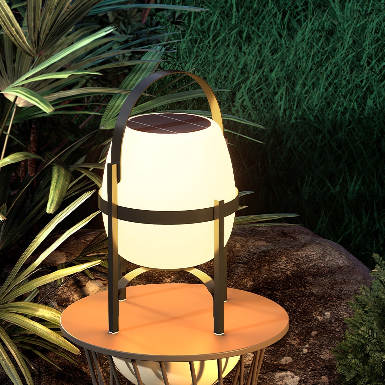 Auren Lantern Outdoor Lamp - Blowlighting