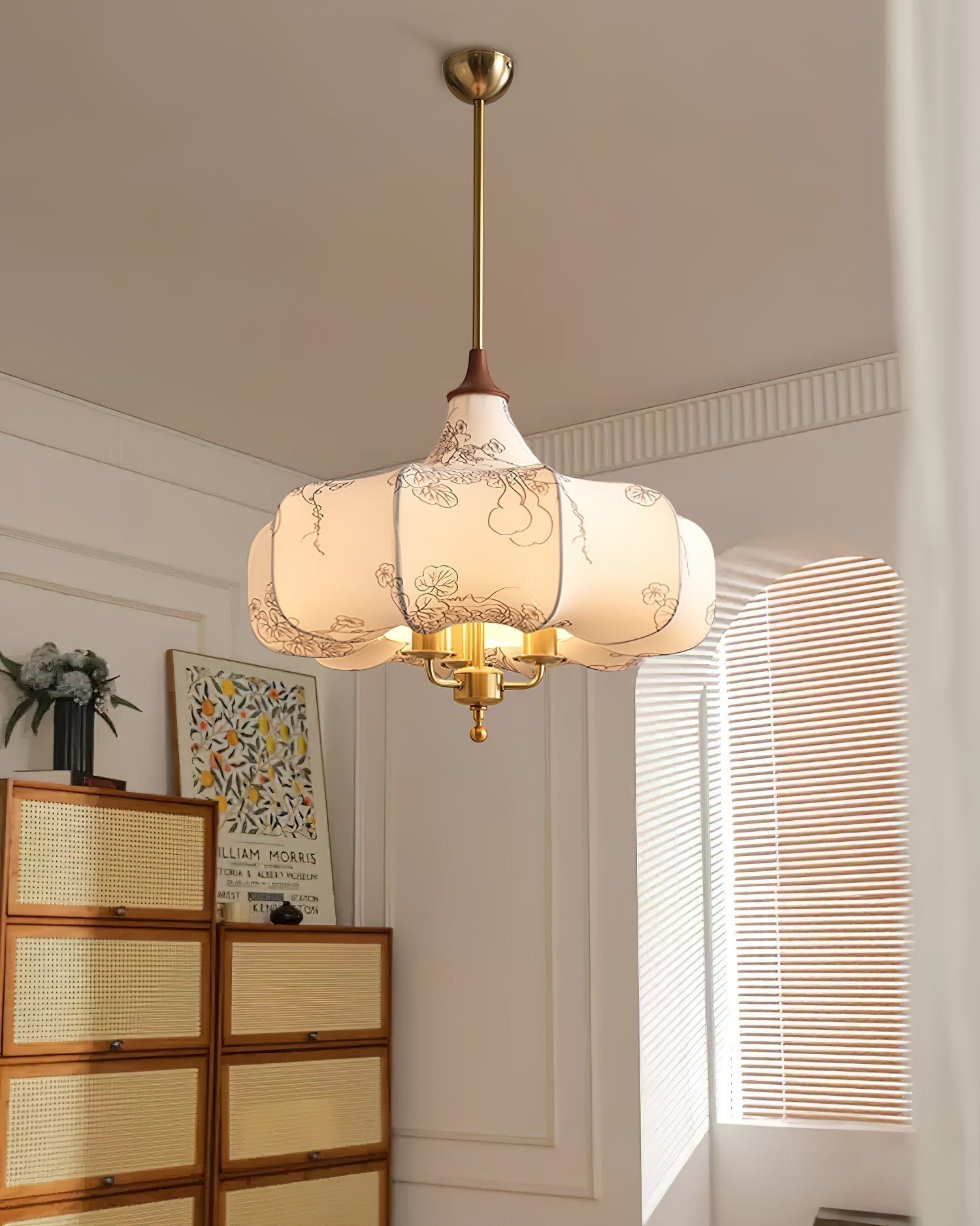 Aurora Bloom Pendant Light - Blowlighting
