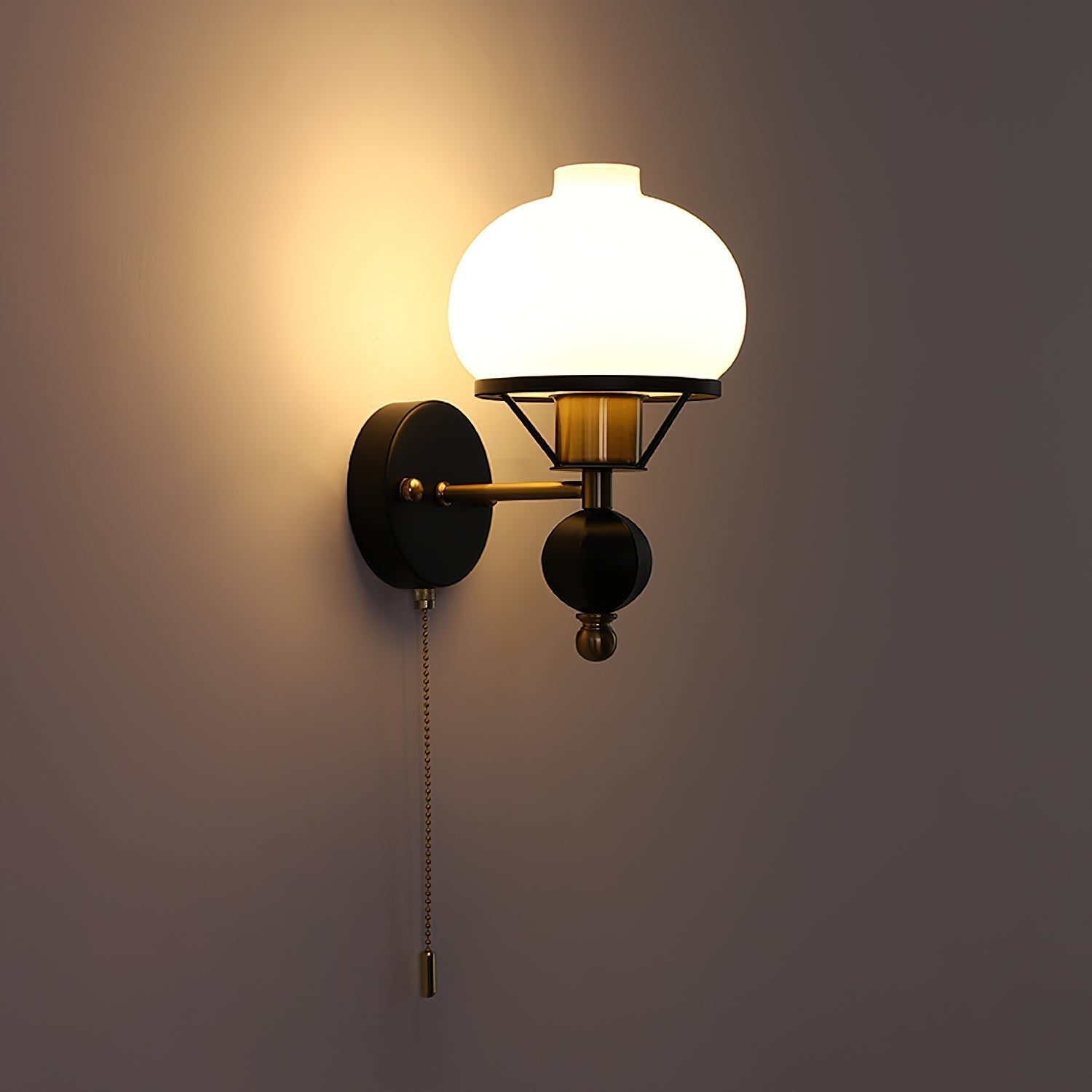 Aurum Applique Murale Noire Avec Interrupteur À Chaînette - Neutralighting