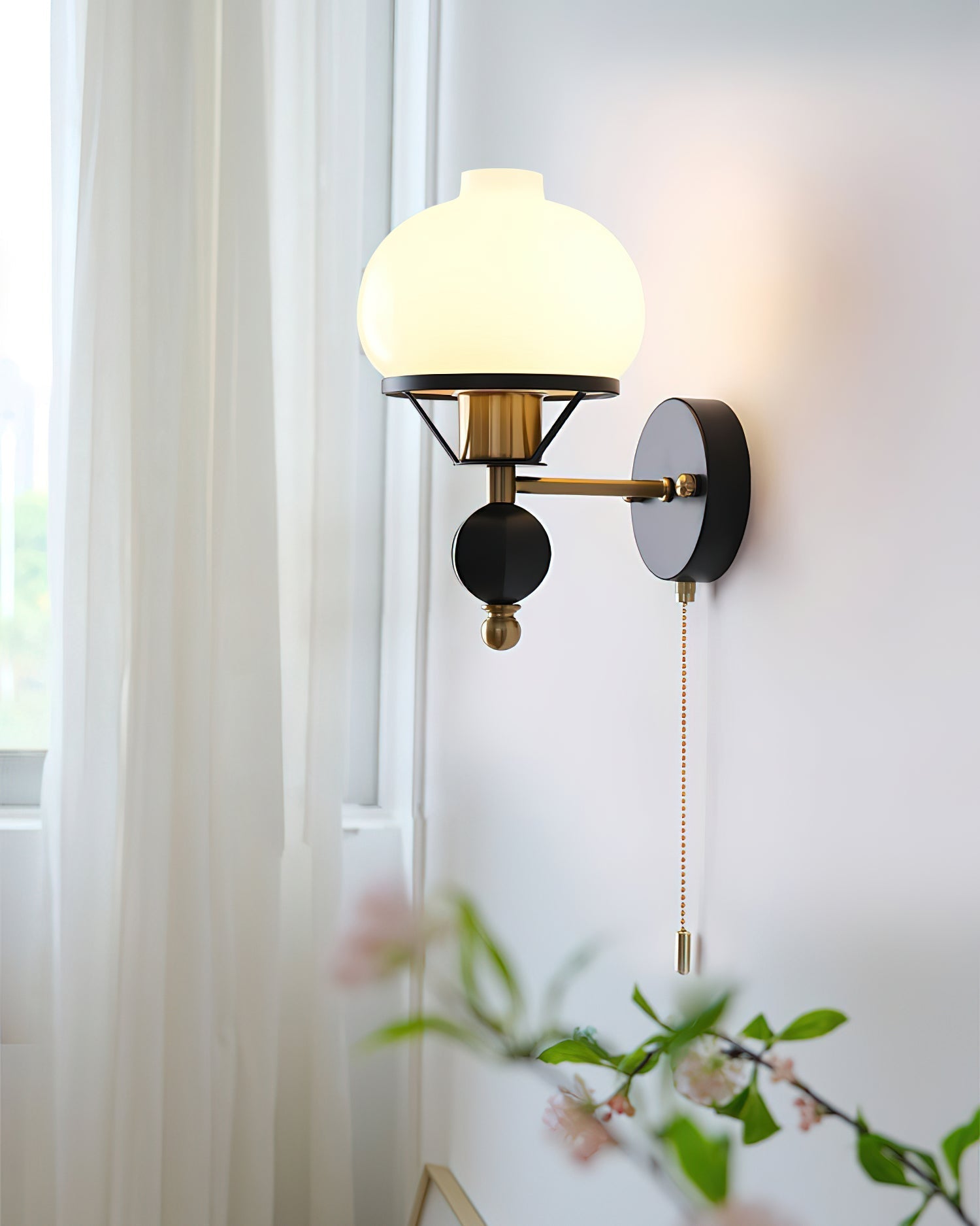 Aurum Applique Murale Noire Avec Interrupteur À Chaînette - Neutralighting