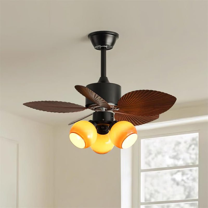 Plafonnier ventilateur Nerina tropical dans un salon moderne