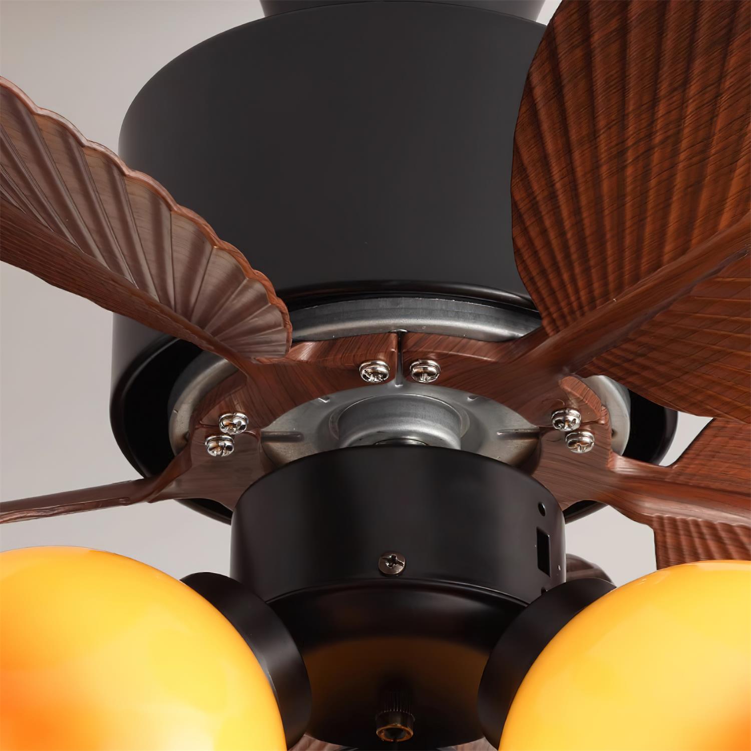 Plafonnier ventilateur Nerina tropical présentant son design complet