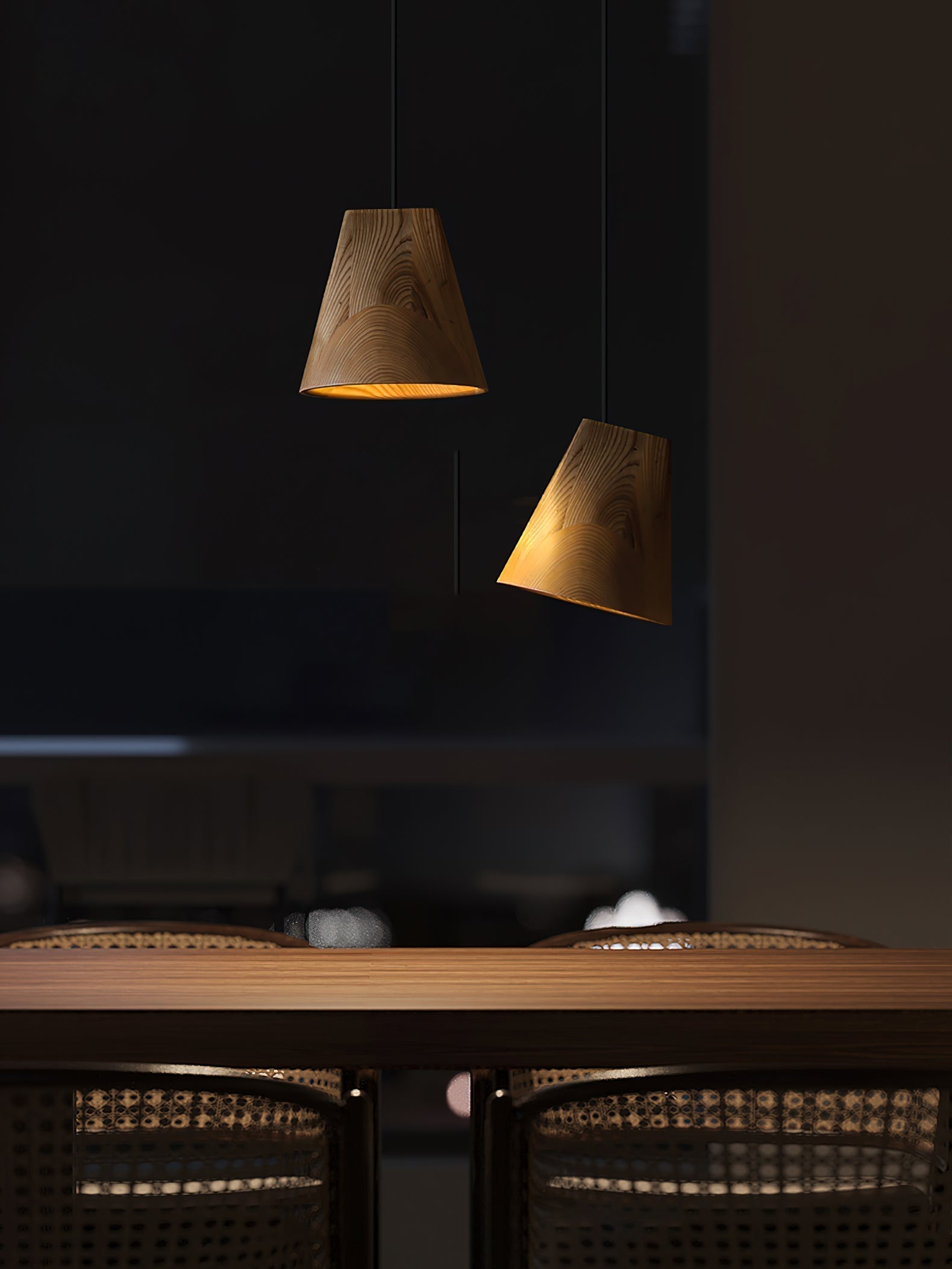 Ivarara Asymmetrical Wood Pendant Light - Blowlighting