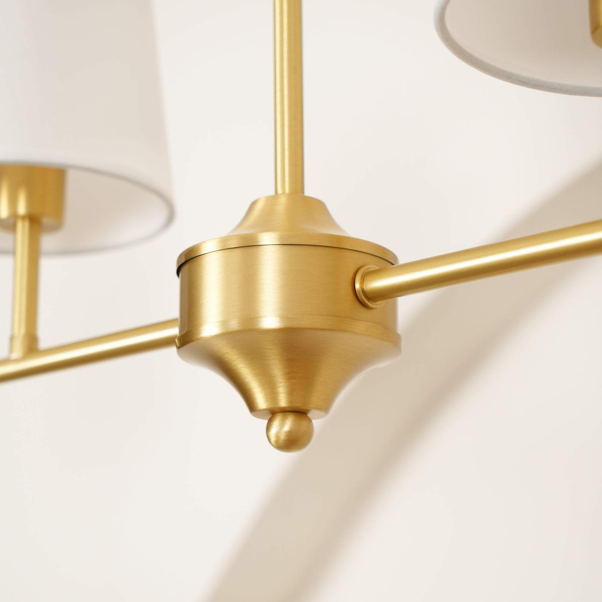 Avvenora Suspension Vintage Industrielle en Laiton et Tissu - Neutralighting