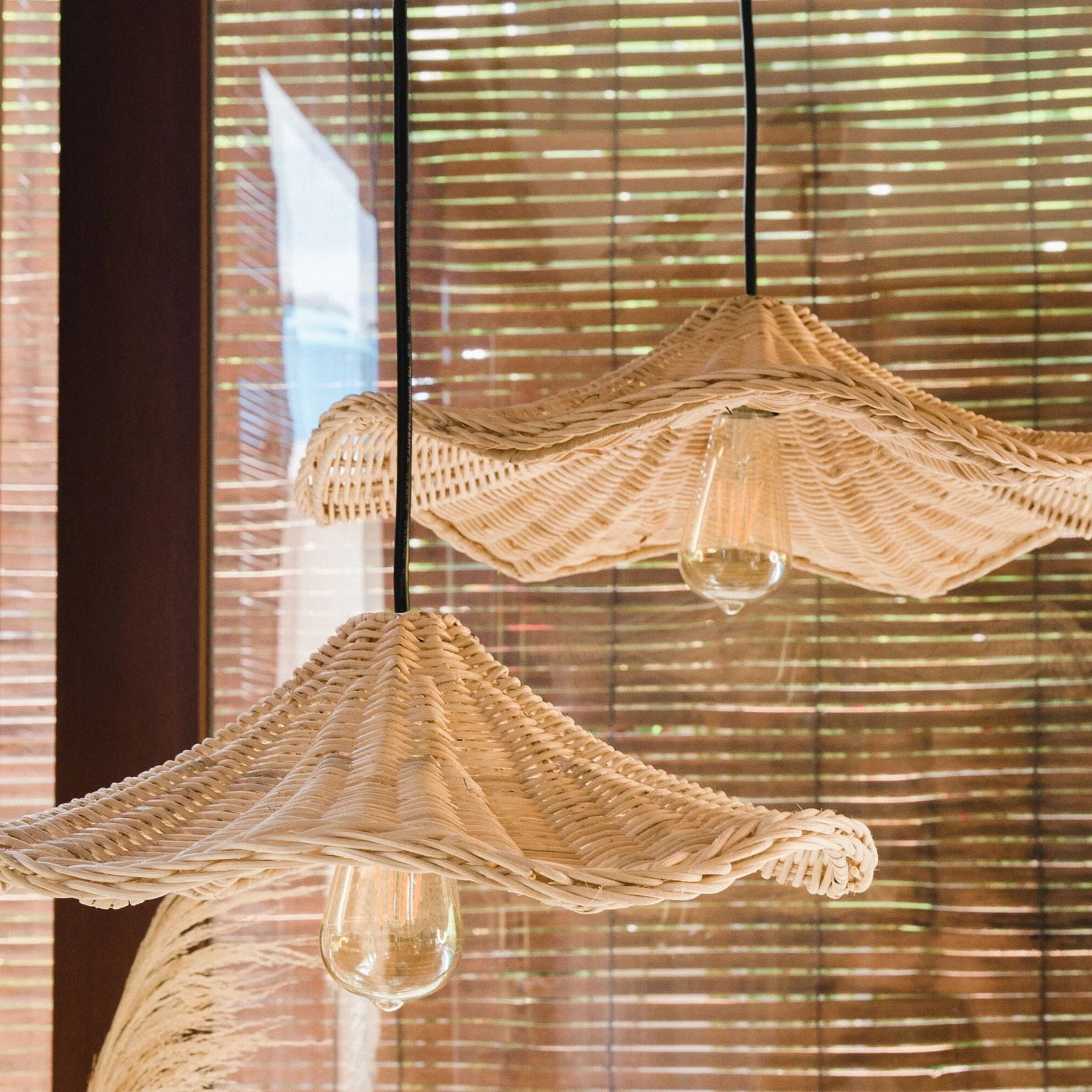 Ritta Classique LED Vague Suspension Salon Salle à Manger - Neutralighting