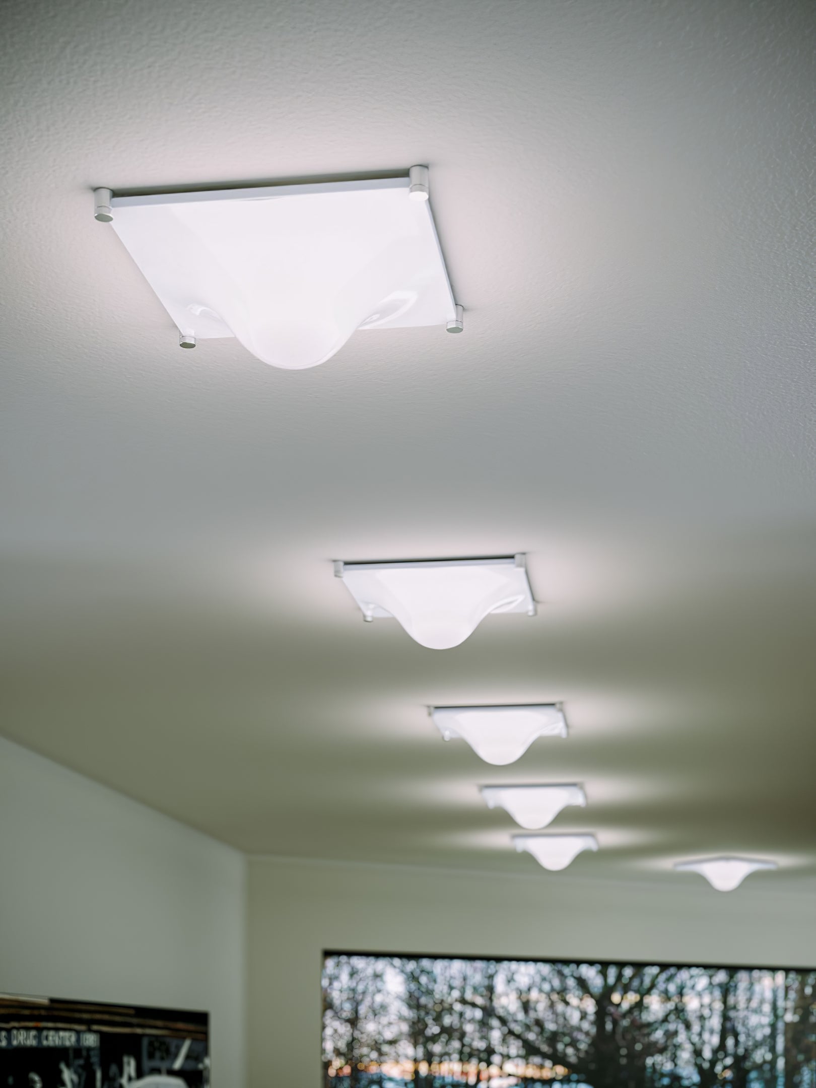 Bolla Lustre Plafonnier Blanc Doux Courbes Élégant - Neutralighting