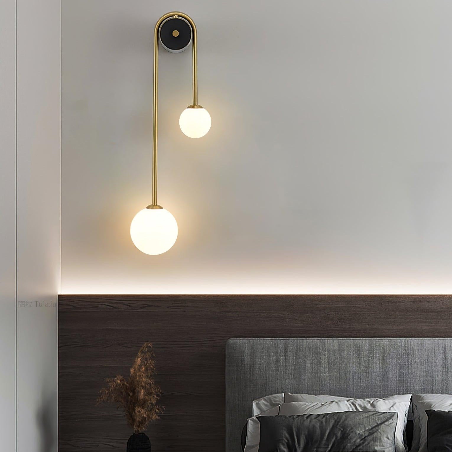Elaro Applique Murale Arc en Laiton - Neutralighting