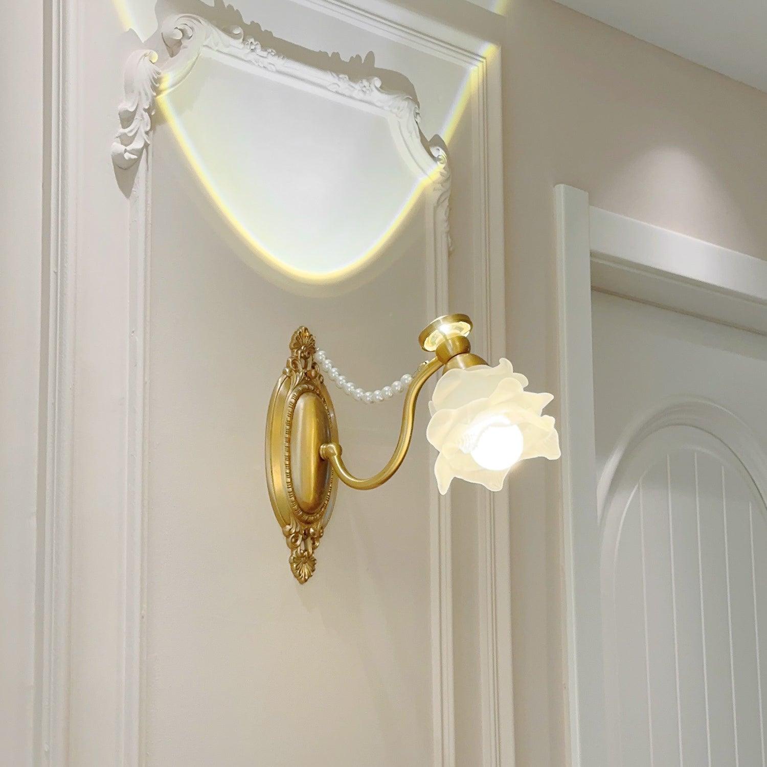 Zoey Applique Murale Florale en Laiton - Neutralighting